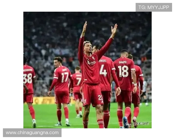 世预赛：英格兰2-0取7连胜！塞尔维亚无缘世界杯，阿森纳双星破门